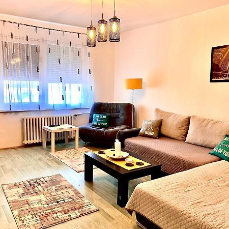 Apartman Danube Novi Sad Exterior foto